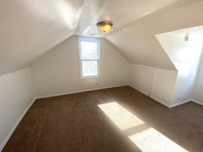 Building Photo - 7935 S Lorel Ave