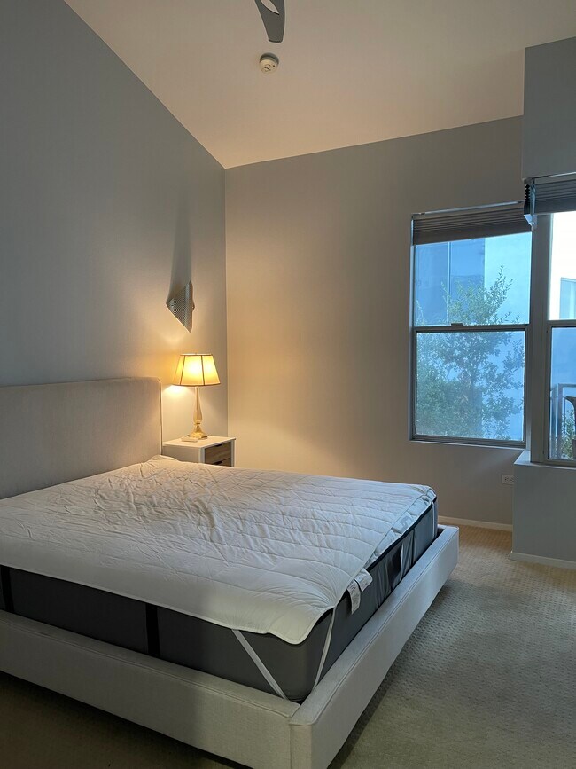 Building Photo - 101 Market St