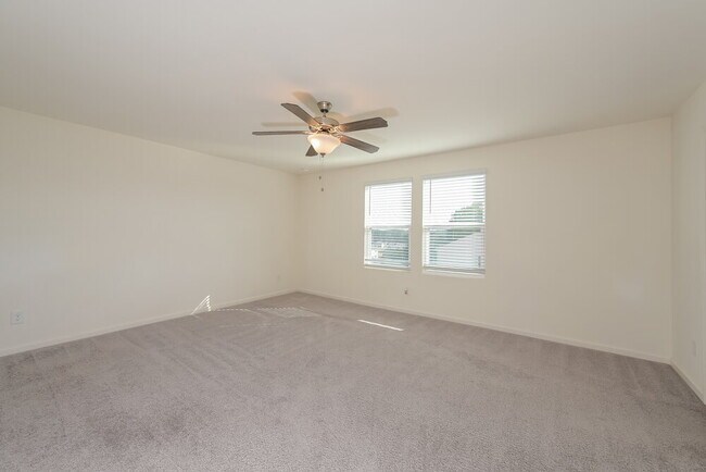 Building Photo - 114 Bentwater Wy