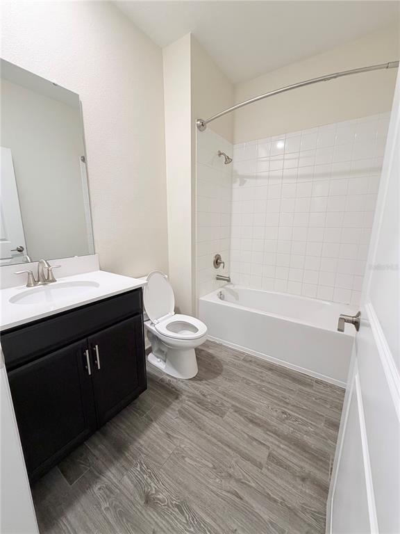 Building Photo - 2065 Camden Loop