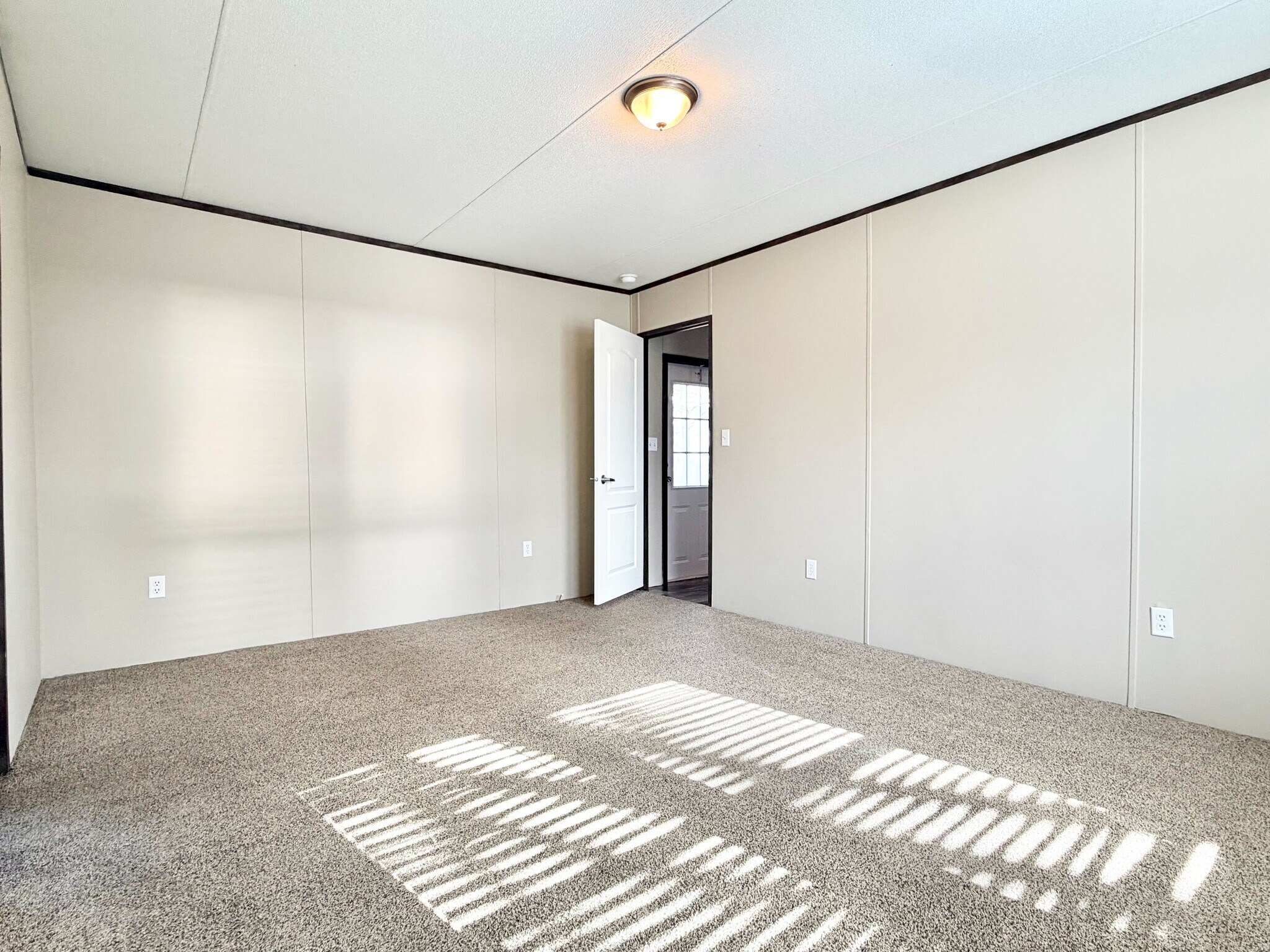 Building Photo - 117 Betty St