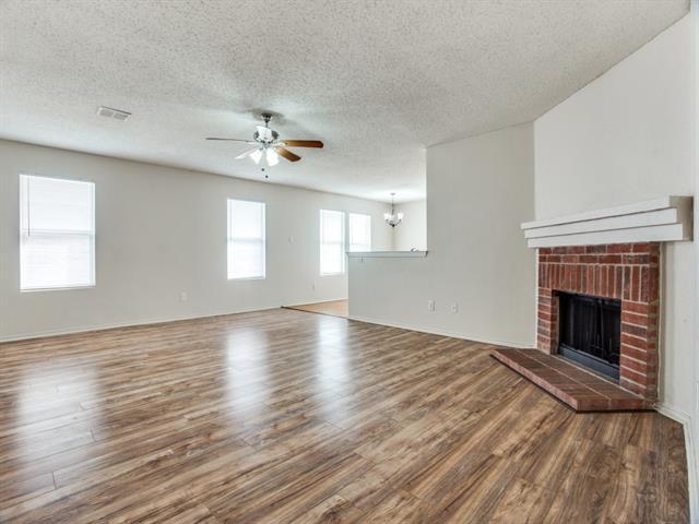 Building Photo - 3875 Fox Run Dr