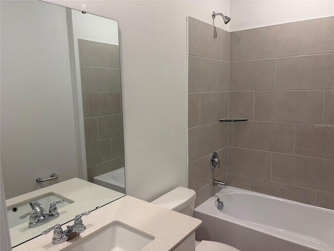 Building Photo - 4377 Vibernum Ave