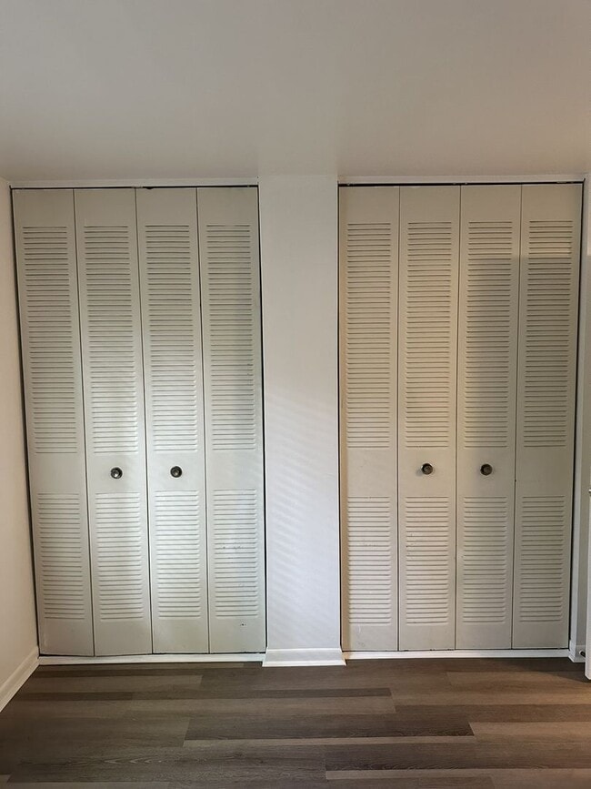 Building Photo - Coming Soon! Newly Renovated 1 Bedroom Apa...