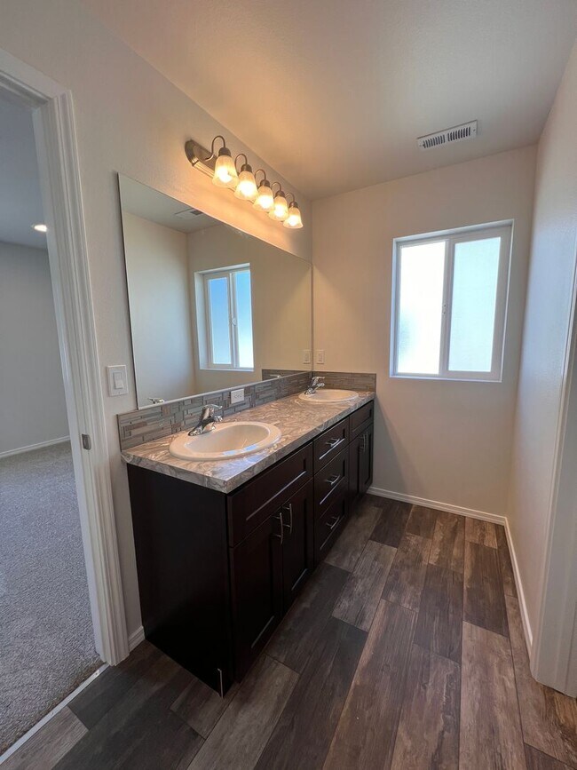 Building Photo - Newer Construction Home For Rent!