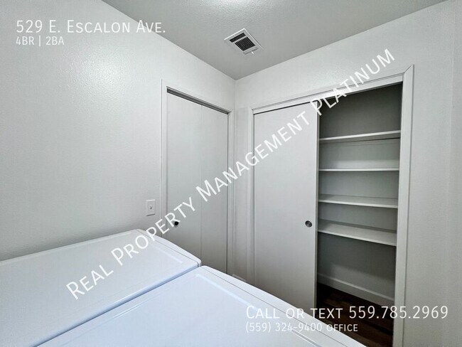 Building Photo - 529 E Escalon Ave