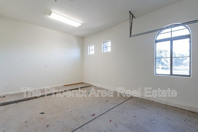 Building Photo - 3813 E Capricorn Pl