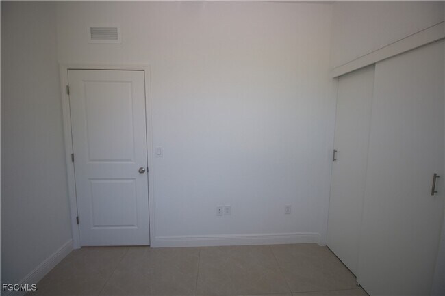 Building Photo - 508 Hurd Ave