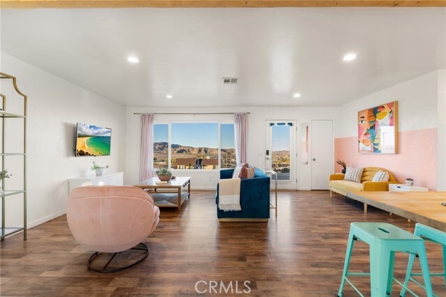 Building Photo - 61773 Crest Cir Dr