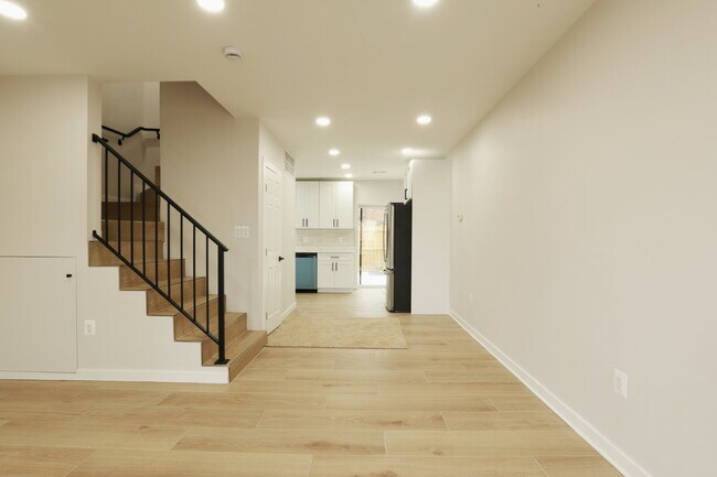 Building Photo - Welcome Home!