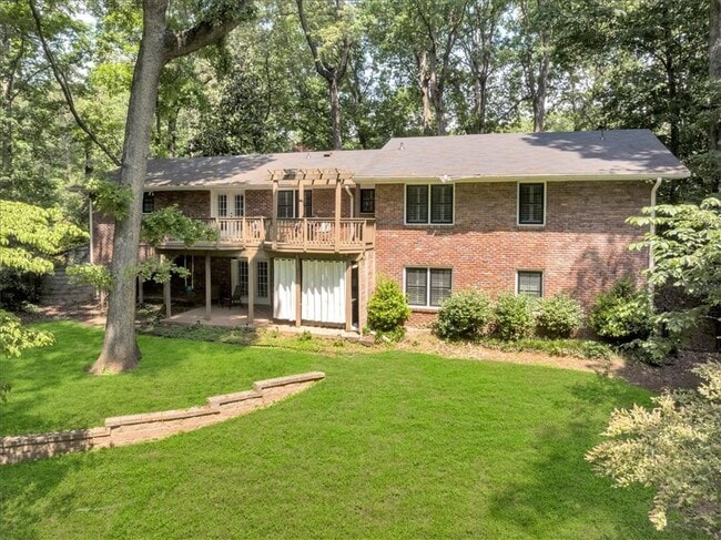 Building Photo - 5592 Colton Dr NE