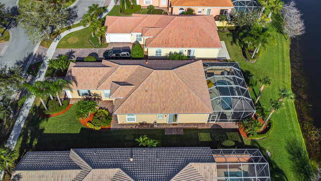 Building Photo - 11355 SW Rockingham Dr