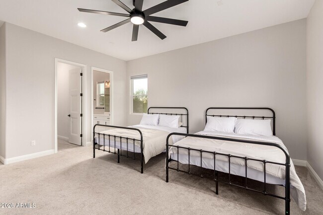 Building Photo - 267 W Amherst St