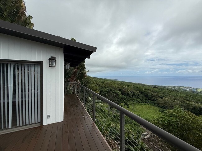 Primary Photo - Furnished Pool House Studio with Lanai