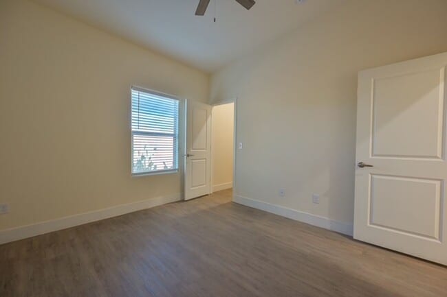 Building Photo - Brand New Spacious Towhouse Style 2 Bedroo...