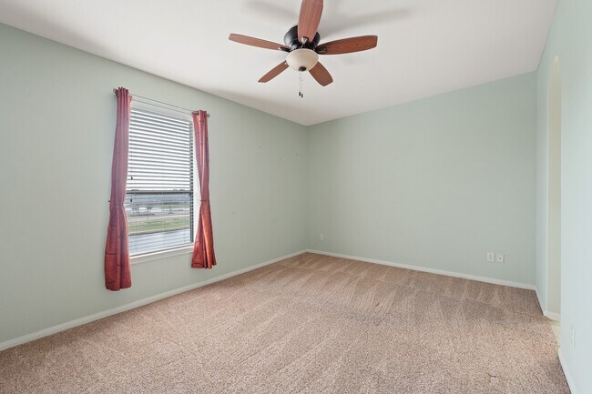 Building Photo - 9710 Lansing Meadows Dr