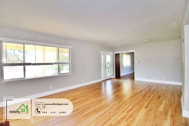 Building Photo - 3773 Ricardo Ave