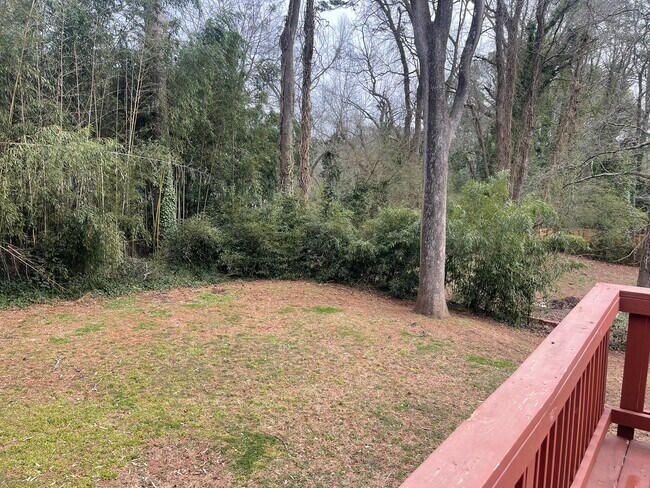 Building Photo - 3494 Maryvale Dr