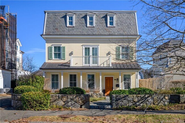 Building Photo - 623 Steamboat Rd