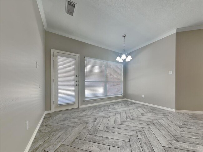 Building Photo - 6855 Tournament Dr