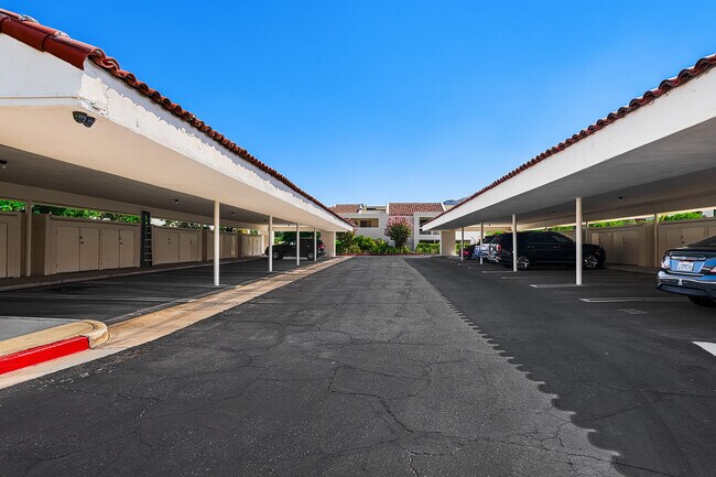 Building Photo - 255 E Avenida Granada