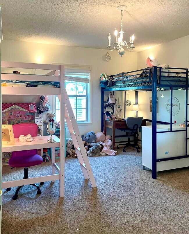 Building Photo - 960 First Monday Ln