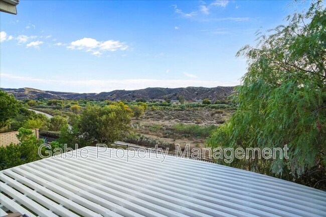 Building Photo - 26631 Millhouse Dr