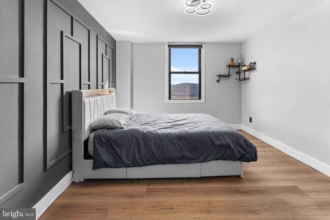 Building Photo - 4600 Duke St