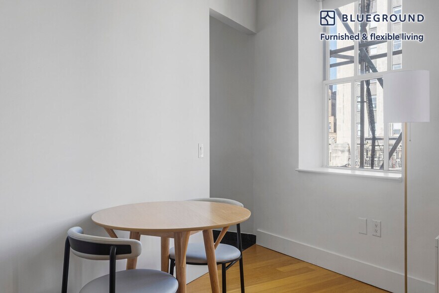 Building Photo - 63 Wall St