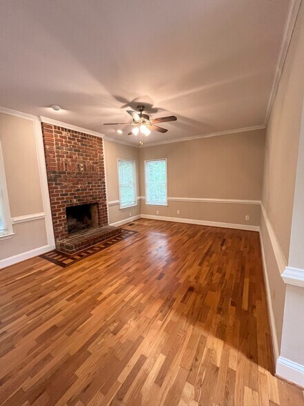 family room - 8601 Abbotsbury Ct