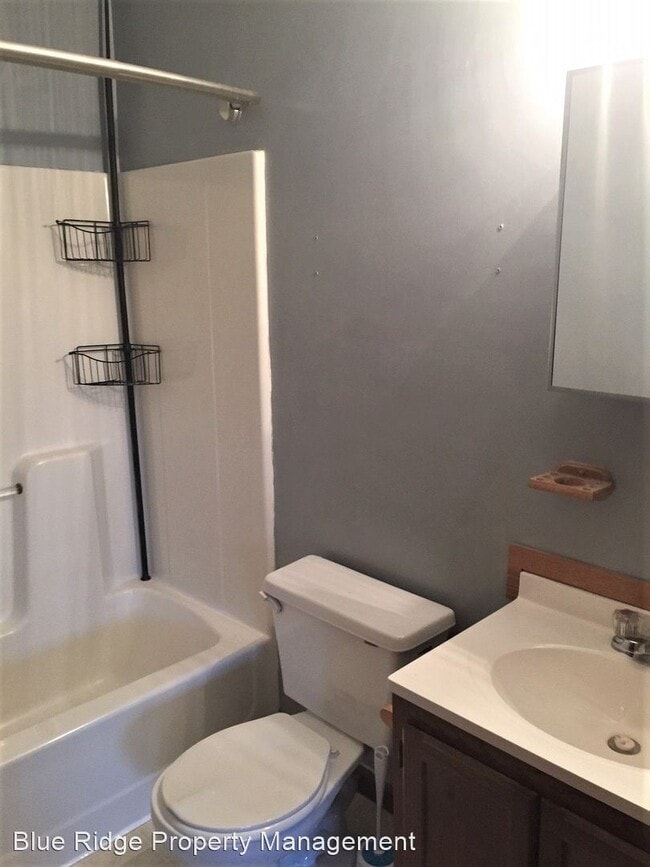 Building Photo - 549 N Holston River Dr