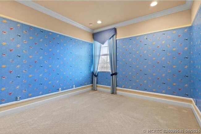 Building Photo - 2335 NW Via Della Ct