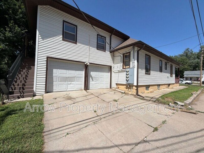 Building Photo - 845 S 29th St