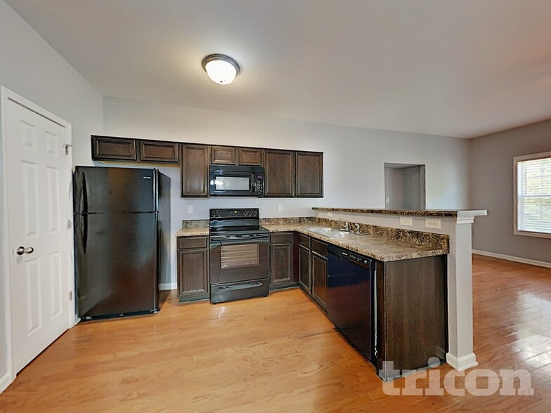 Building Photo - 262 White Mountain Pass