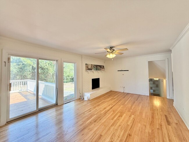 Building Photo - **OFFERING REFUNDABLE APPLICATION FEES** Stunning 5BD, 3BA North Ridge Raleigh Home on a Large, P...