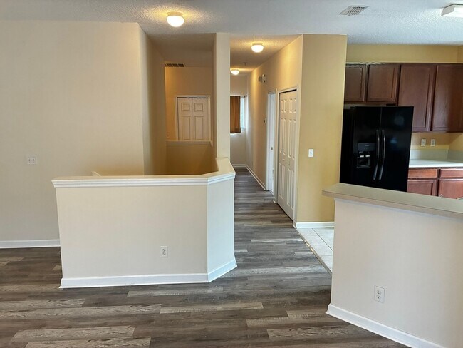 Building Photo - 9358 Scaup Way