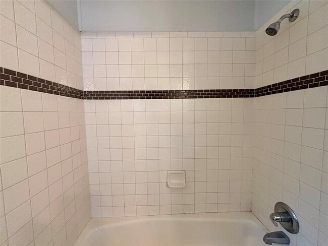 Building Photo - 5408 Sunshine Dr