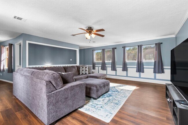 Building Photo - 1606 Rustic Knolls Dr