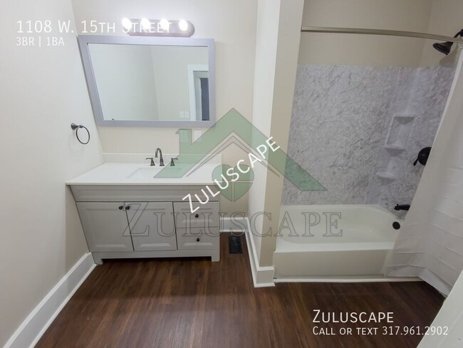 Building Photo - 1108 W 15th St