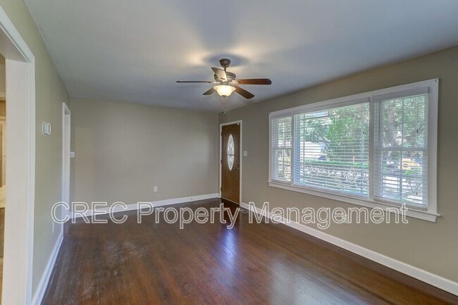 Building Photo - 5639 Flanders Ave