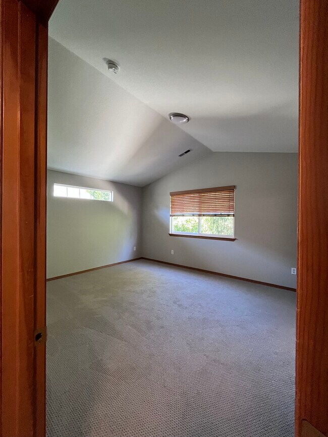 Building Photo - 17210 SE 21st St