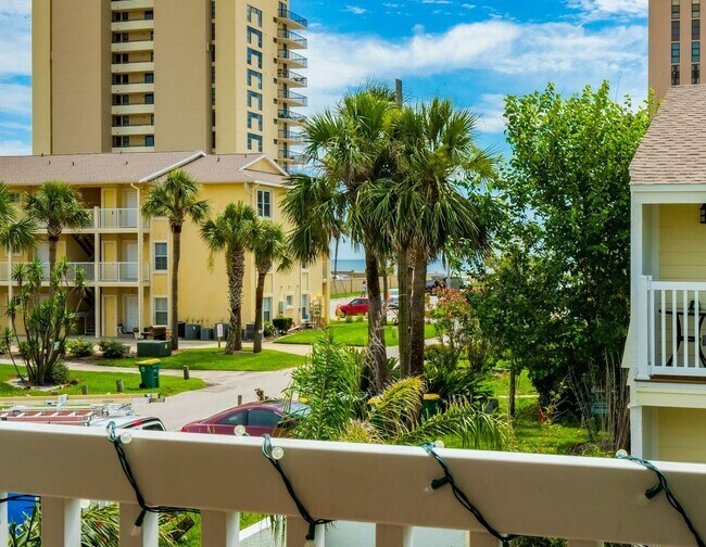 Building Photo - Walk to the Atlantic Ocean! Only one left!!