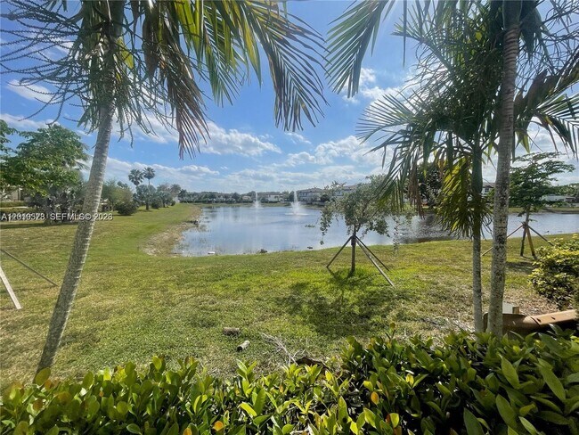 Building Photo - 7931 NW 114th Ct