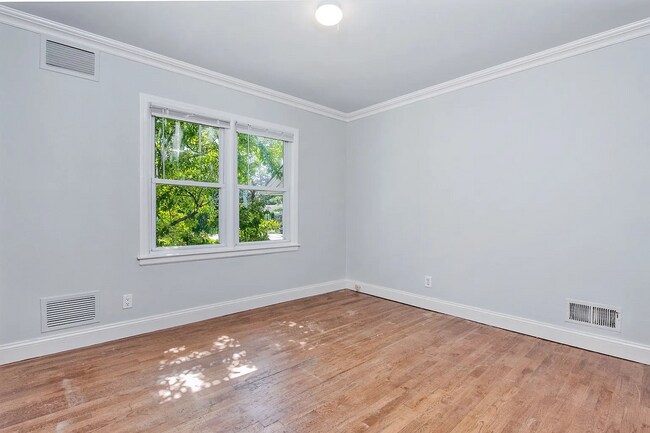 Building Photo - 177 Puritan Dr