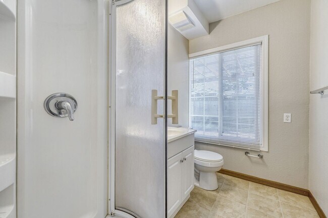 Building Photo - 644 164th Pl NE