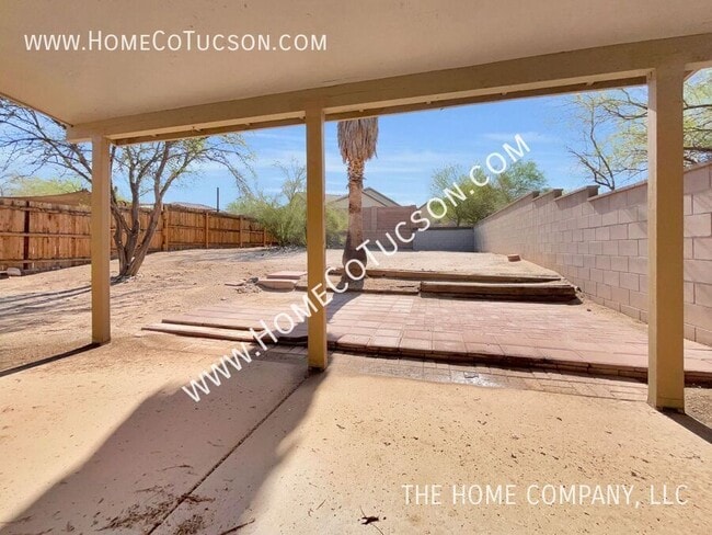 Building Photo - 3873 S Havenhurst Dr