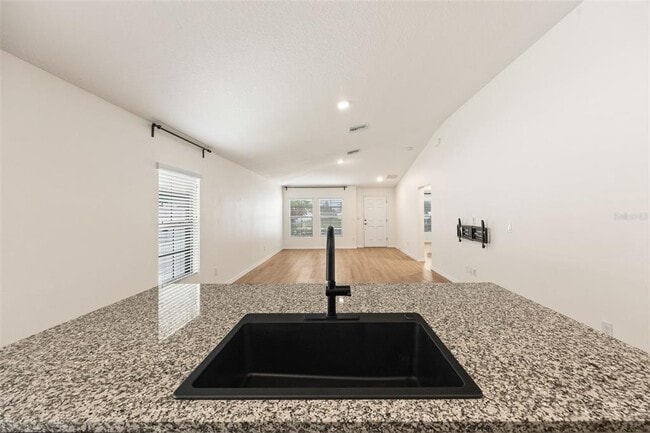 Building Photo - 12401 Streambed Dr