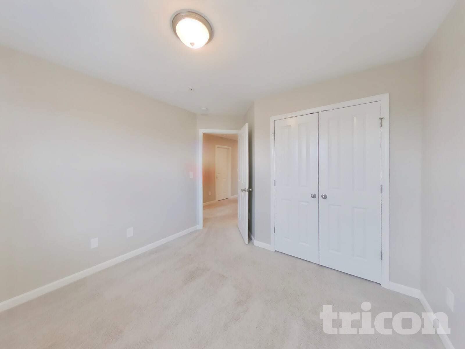 Building Photo - 704 Finse Dr