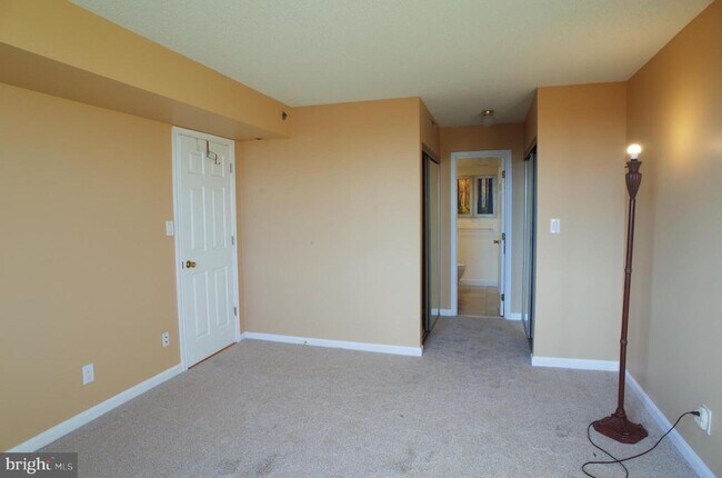 Building Photo - 1200 Braddock Pl