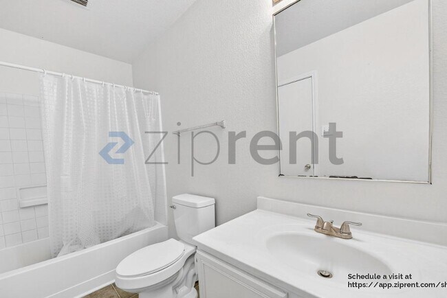 Building Photo - 6525 Meadow Way Ln